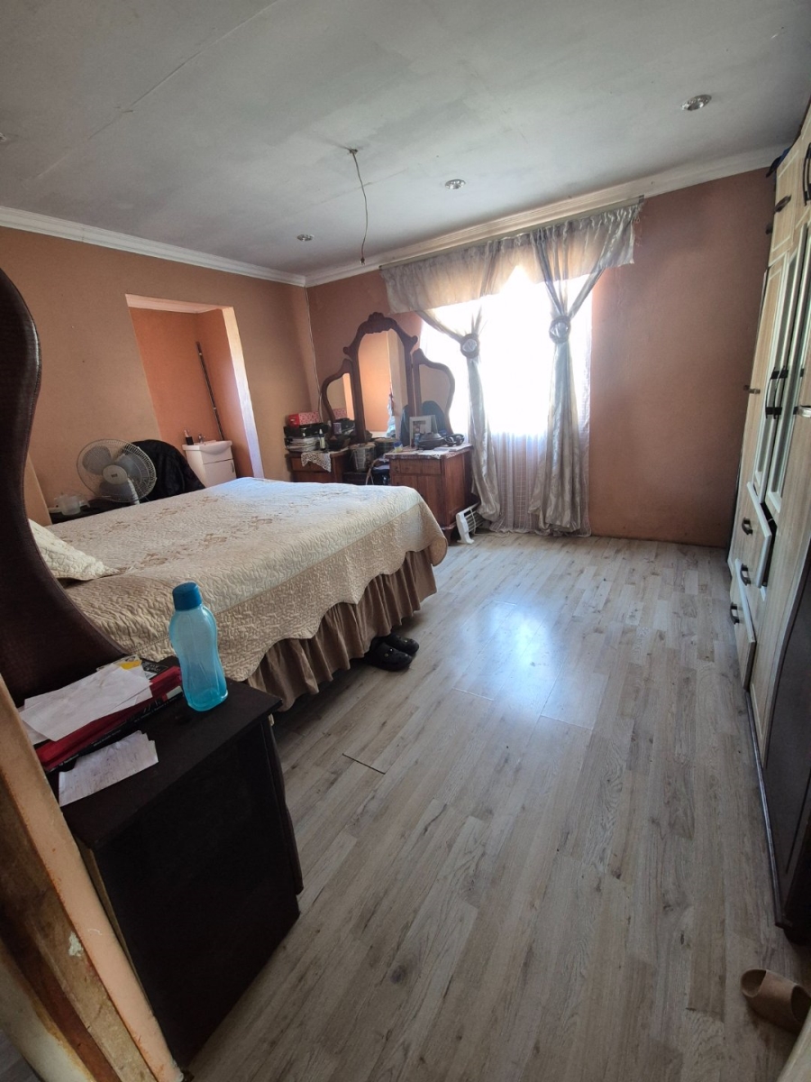 3 Bedroom Property for Sale in Zwide Eastern Cape